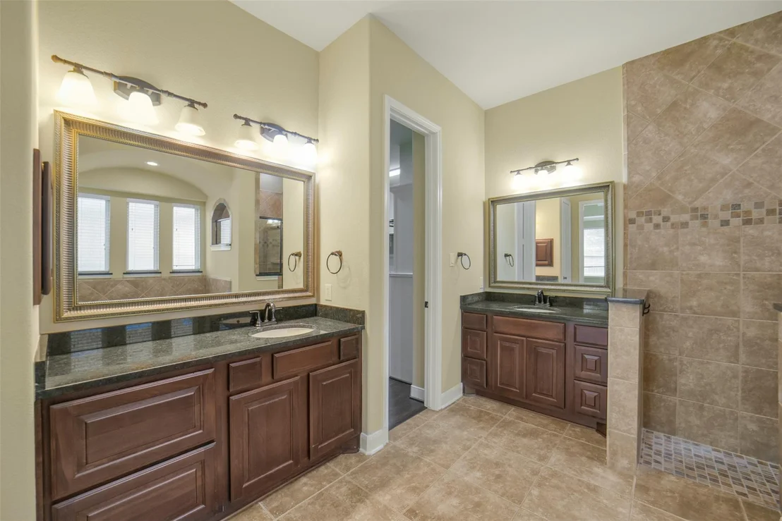 Photo of 2307 Draycutt Drive