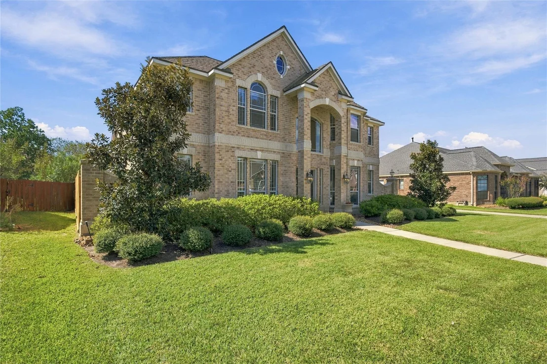 Photo of 8403 Glenn Elm Drive