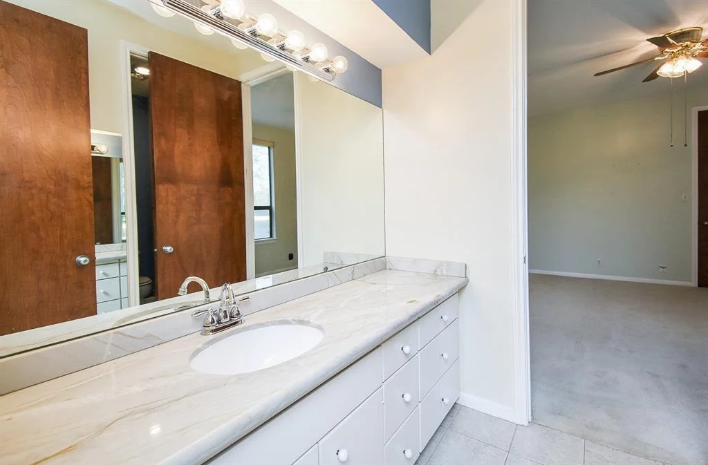 Photo of 13330 Woodside Lane