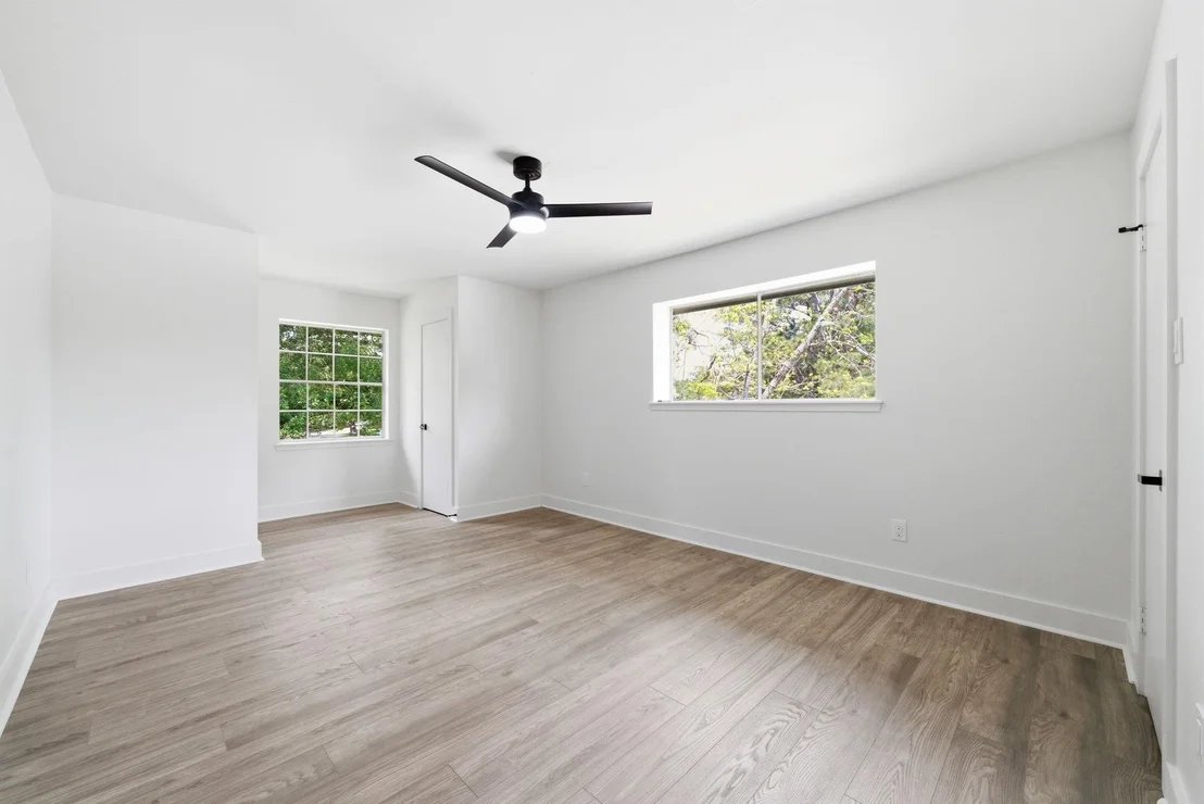 Photo of 8131 Theisswood Road