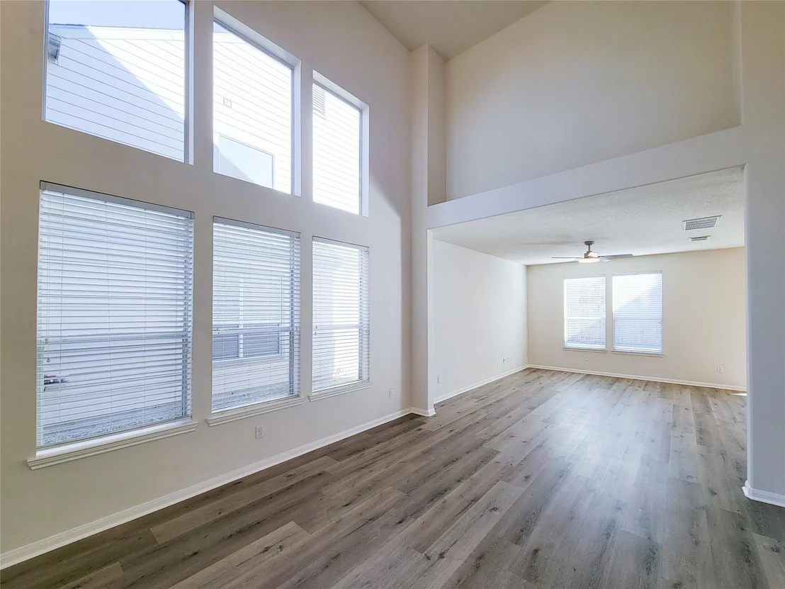 Photo of 26135 Hebron Lane