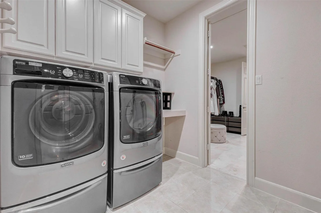 Photo of 1110 Lake Grayson Drive