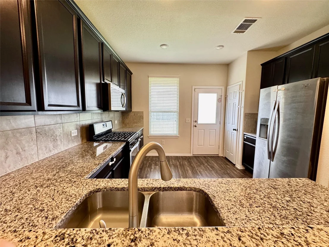 Photo of 15818 Smithland Drive