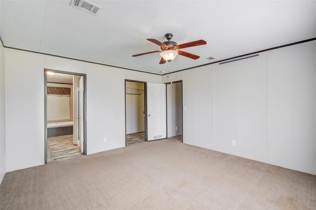 Photo of 4049 County Road 450