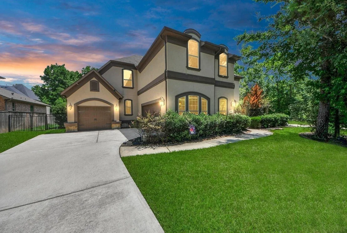 Photo of 102 Stonecrop Place