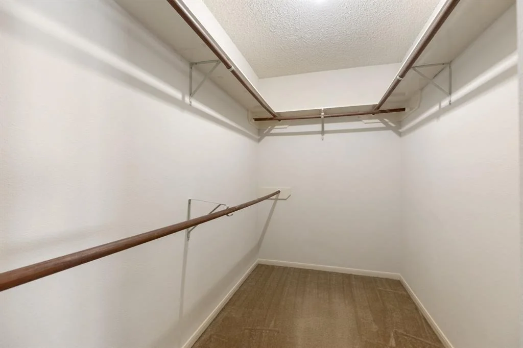 Photo of 10210 Elk Point Lane
