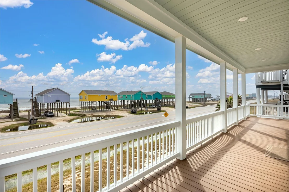 Photo of 2425 Audubon Avenue