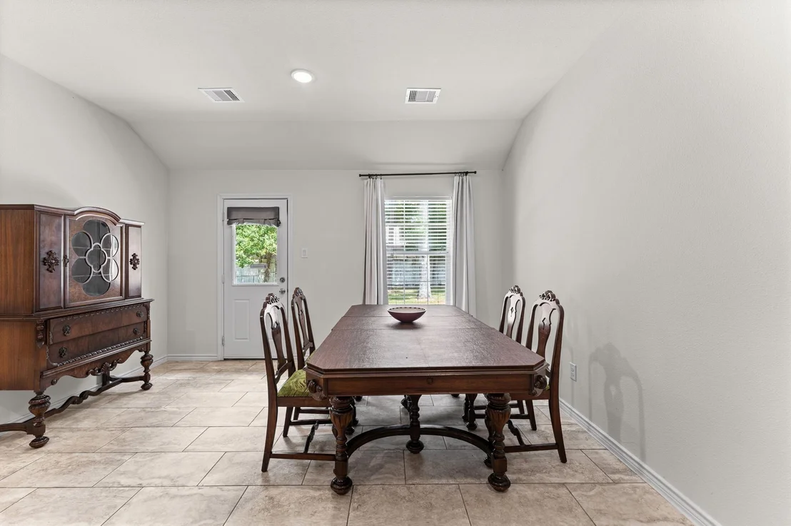 Photo of 10920 Fairview Drive