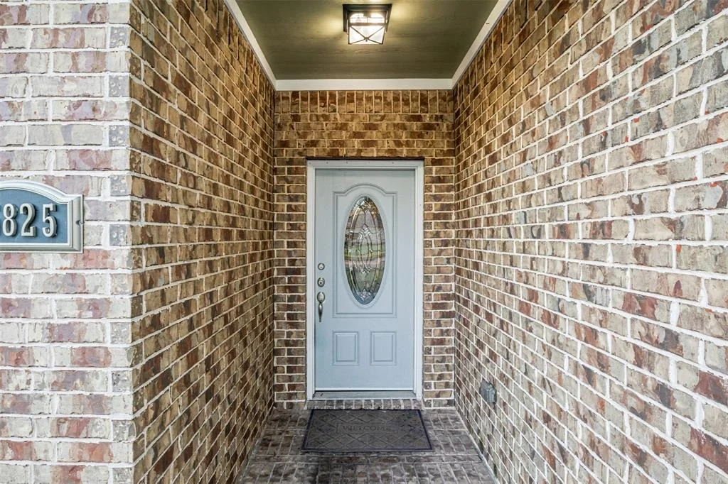 Photo of 15825 Boulder Oaks Drive