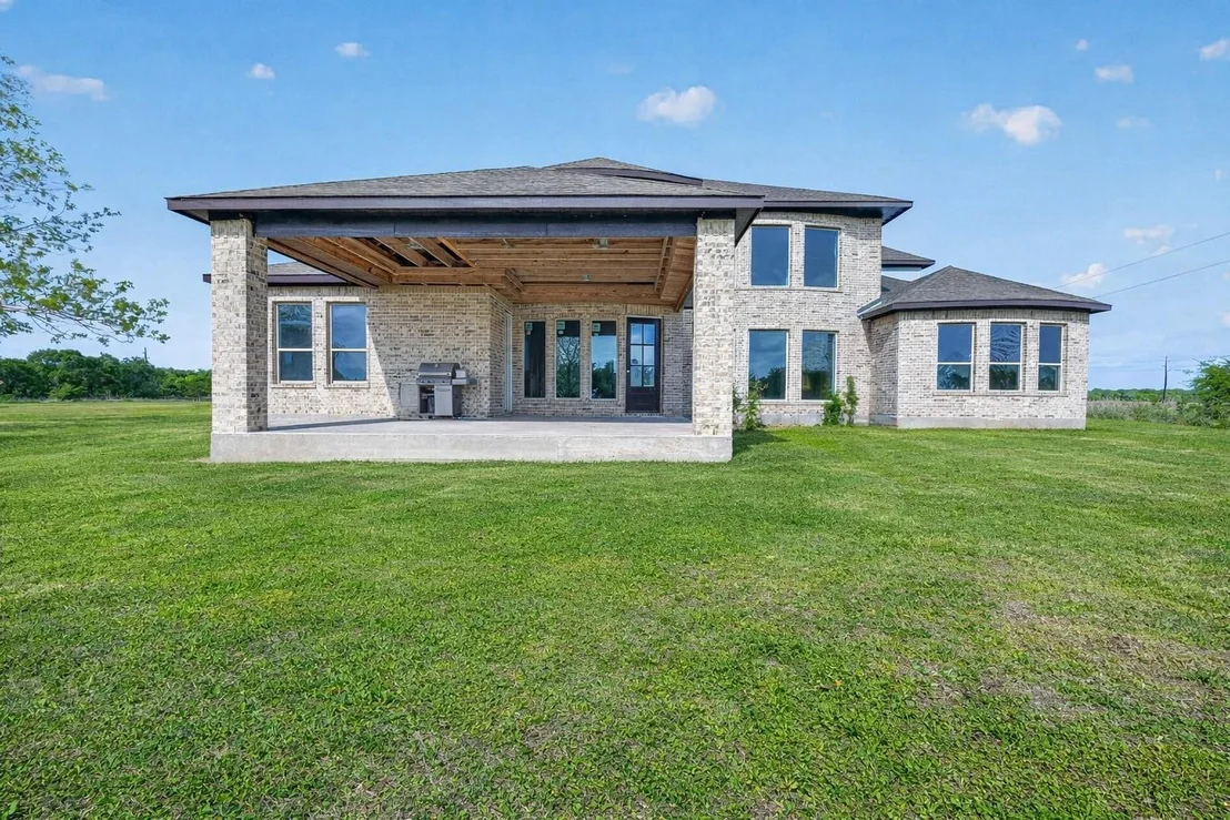 Photo of 8023 Pool Hill Road