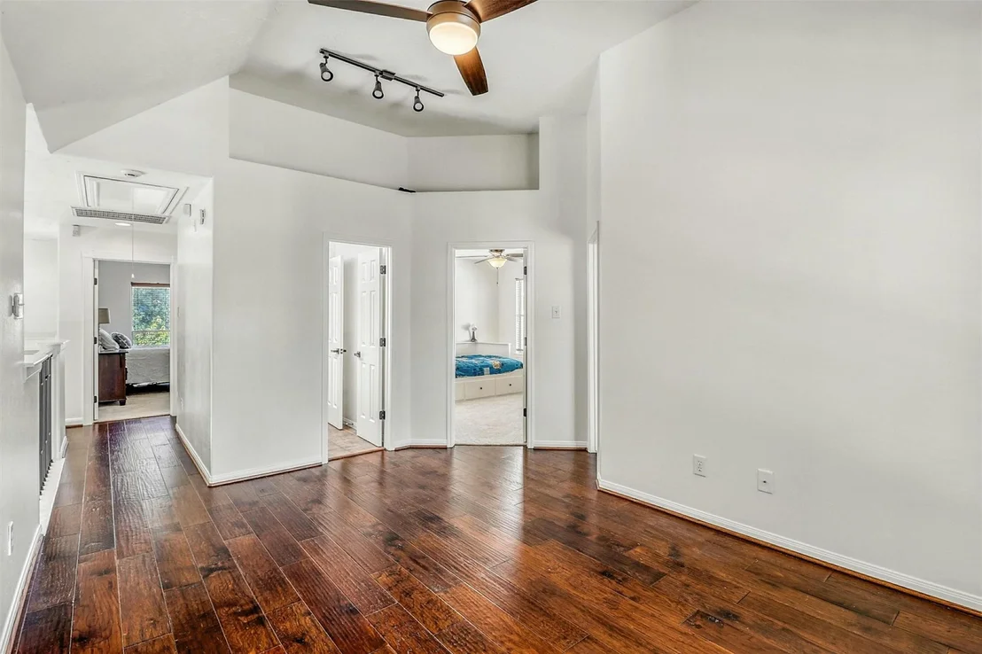 Photo of 18507 Mill Path Court