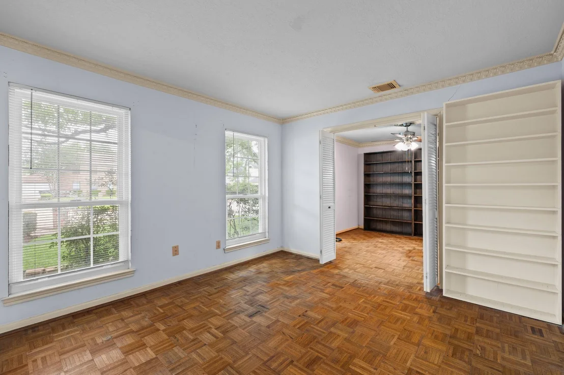 Photo of 4007 Valley Estates Drive