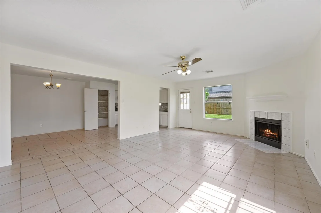 Photo of 11702 Evesborough Drive