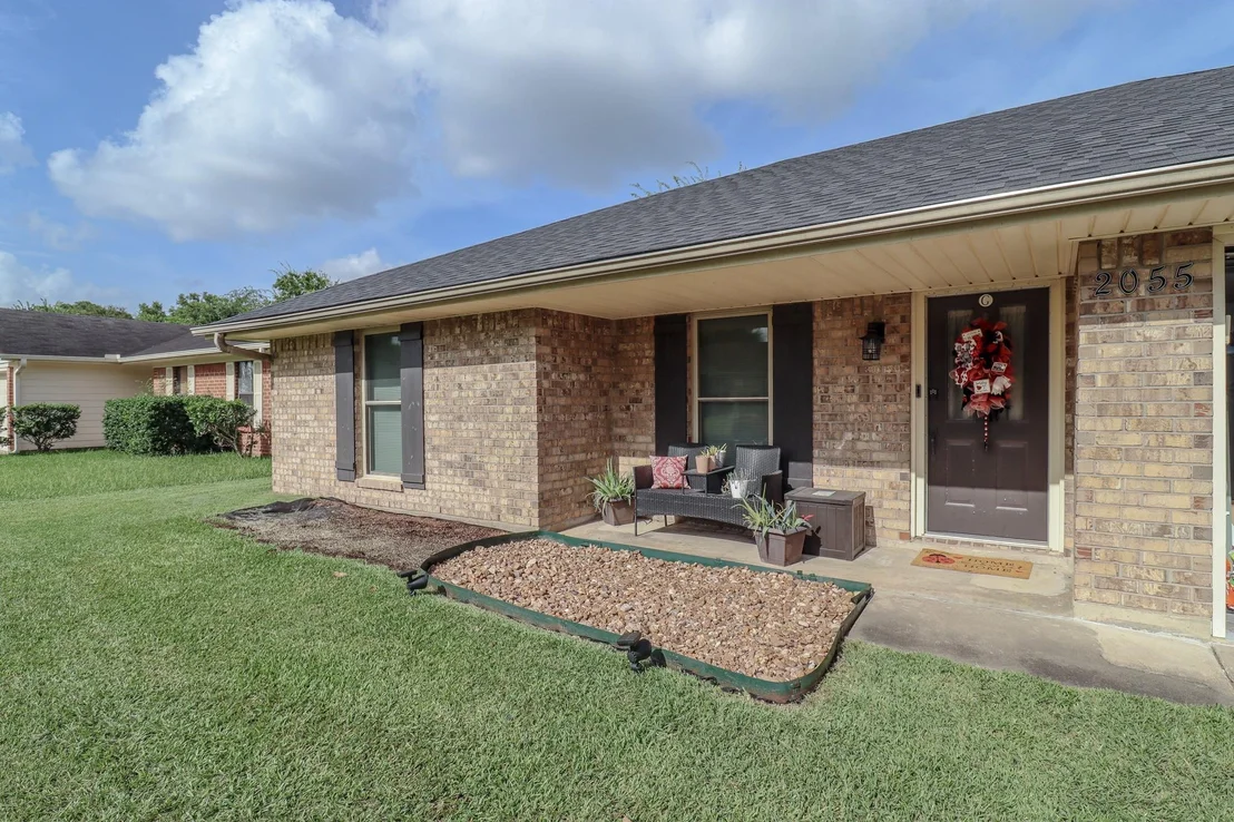 Photo of 2055 Stacy Street
