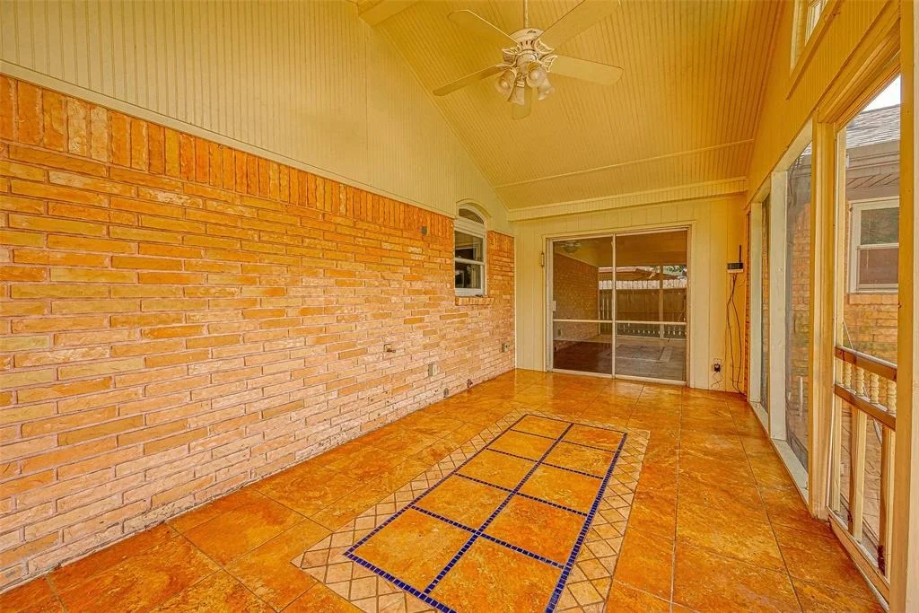 Photo of 5610 Braesvalley Drive