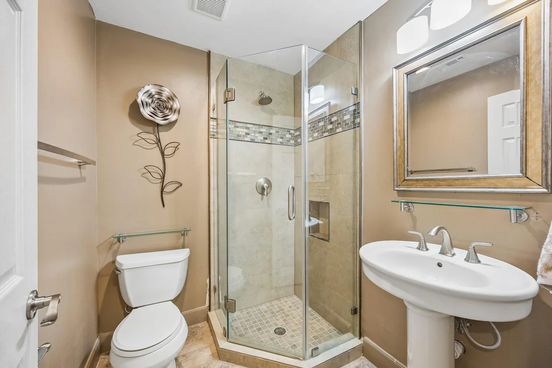 Photo of 9703 Oasis Drive