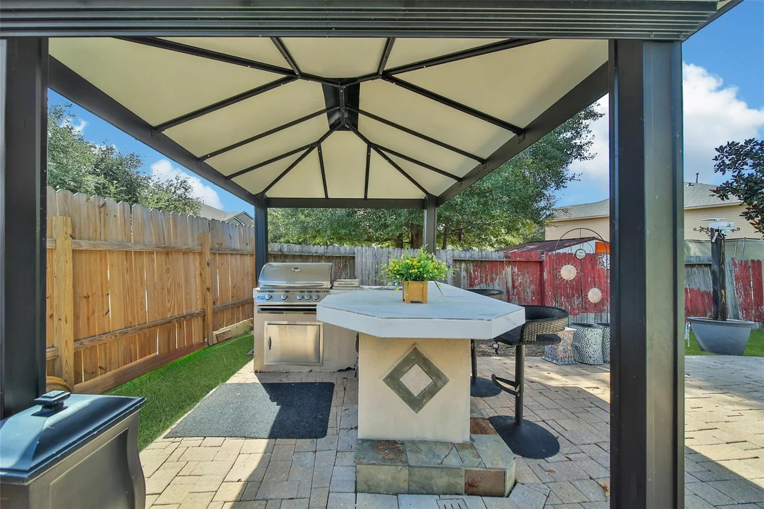 Photo of 18827 Squirrel Oaks Drive