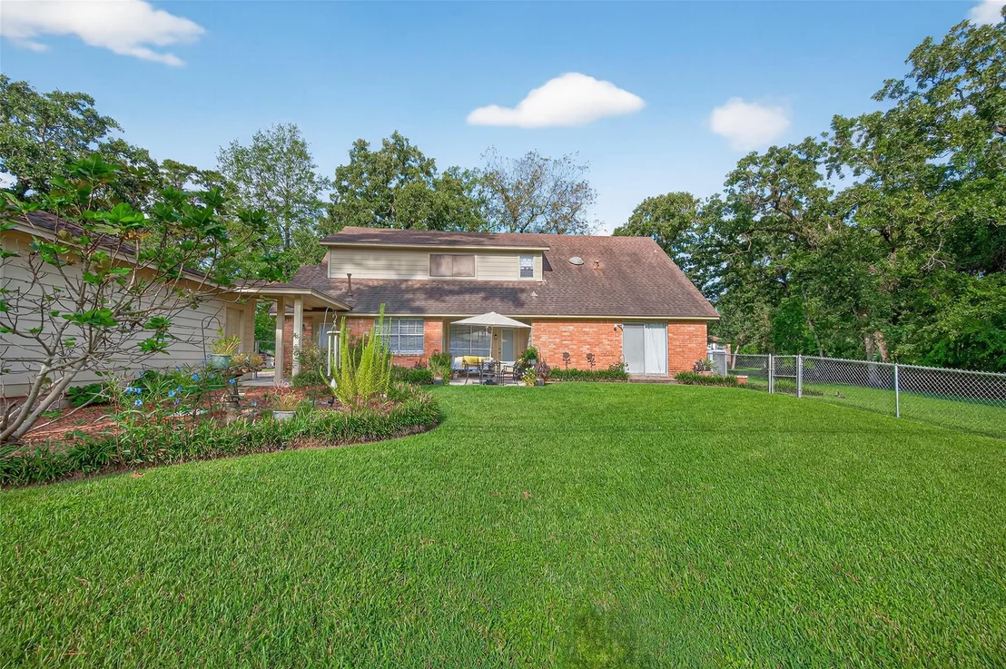 Photo of 105 Glenmora Court