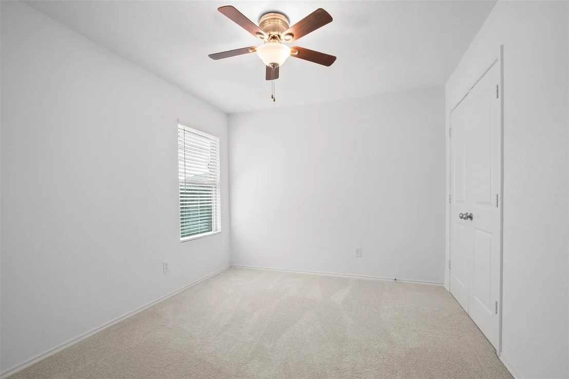 Photo of 706 Heritage Drive