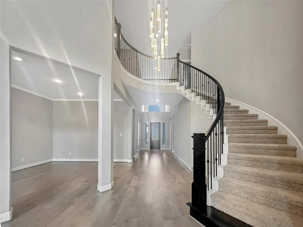 Photo of 5011 Bent Tree Drive