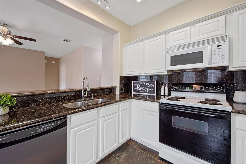 Photo of 16315 Redbud Berry Lane