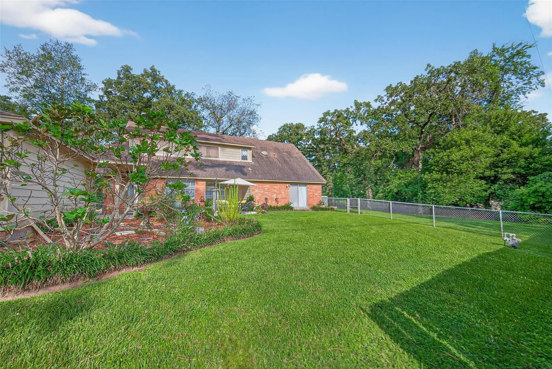 Photo of 105 Glenmora Court