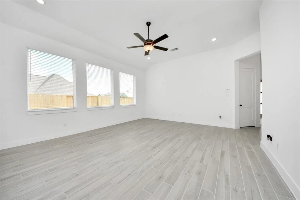 Photo of 4727 Vaughan Way