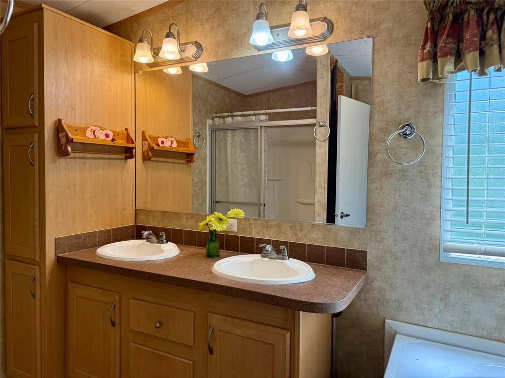 Photo of 300 Timberline Drive