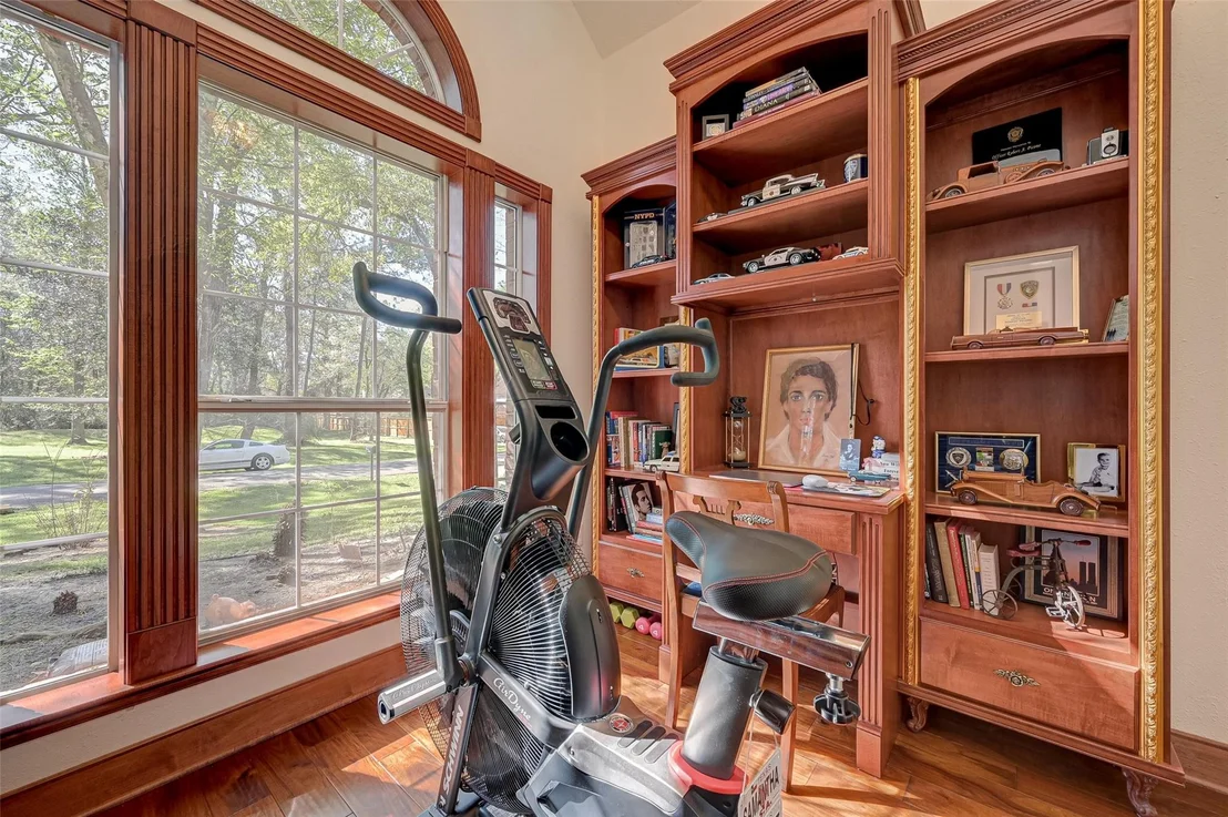 Photo of 715 Somerset Street