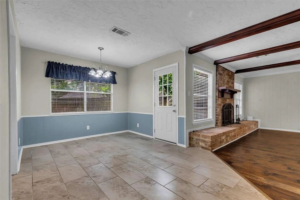 Photo of 8115 Winding Oak Lane