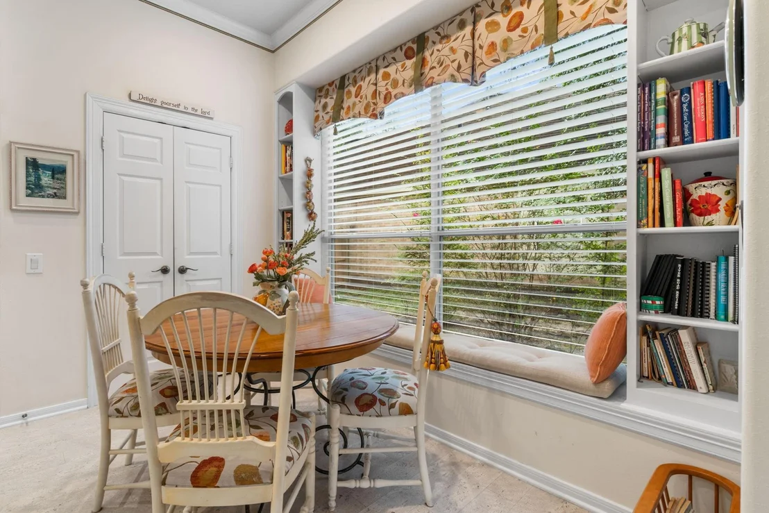 Photo of 30 W Windsor Hills Circle