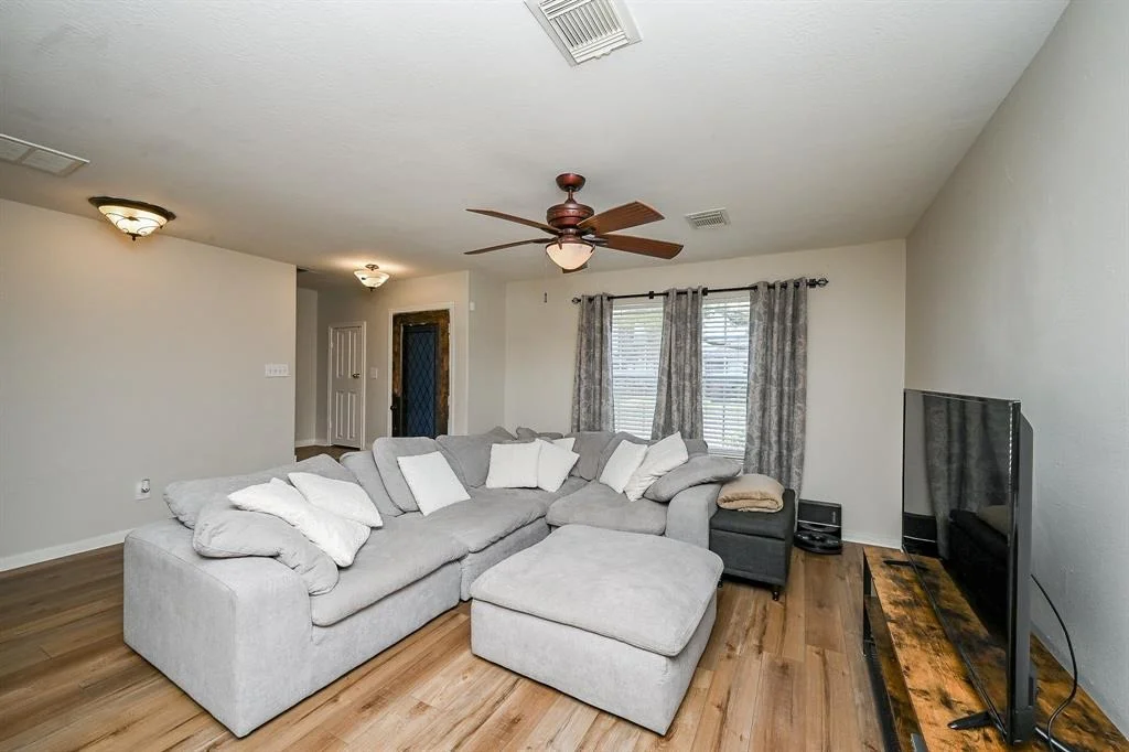 Photo of 6446 Austinville Drive