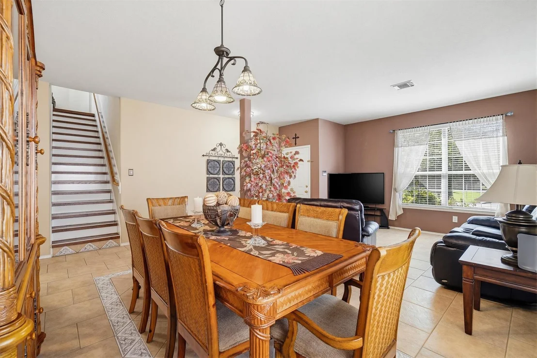 Photo of 981 Doire Drive