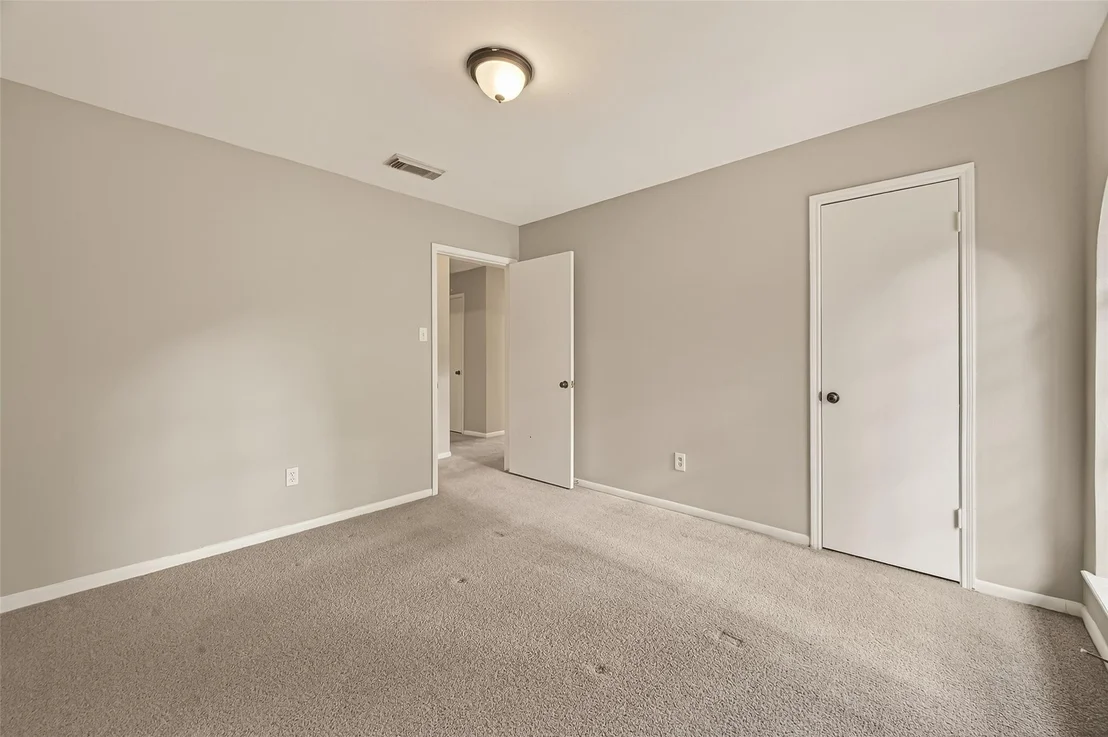 Photo of 4215 Long Grove Drive