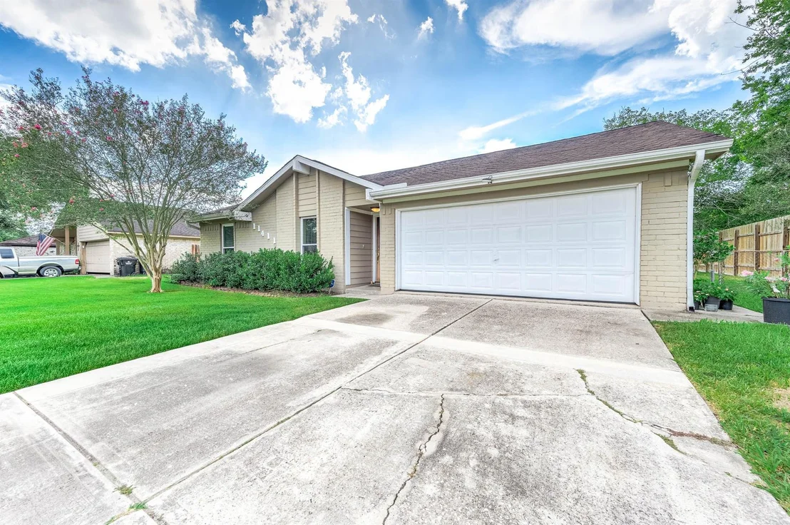 Photo of 11411 Marrs Drive