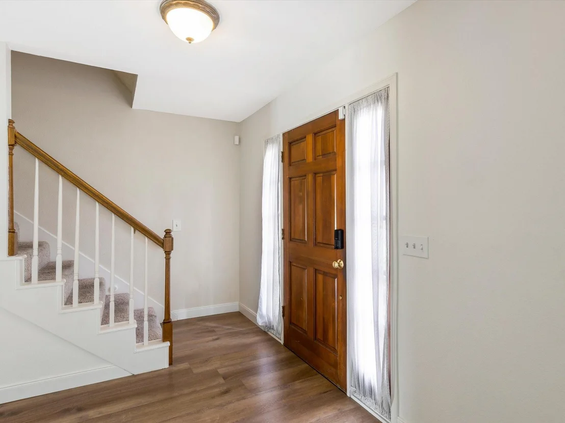 Photo of 22939 Provincial Boulevard