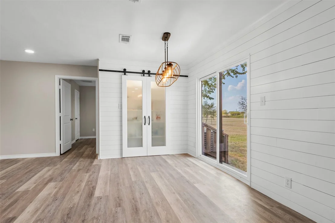 Photo of 21113 Harrison Drive