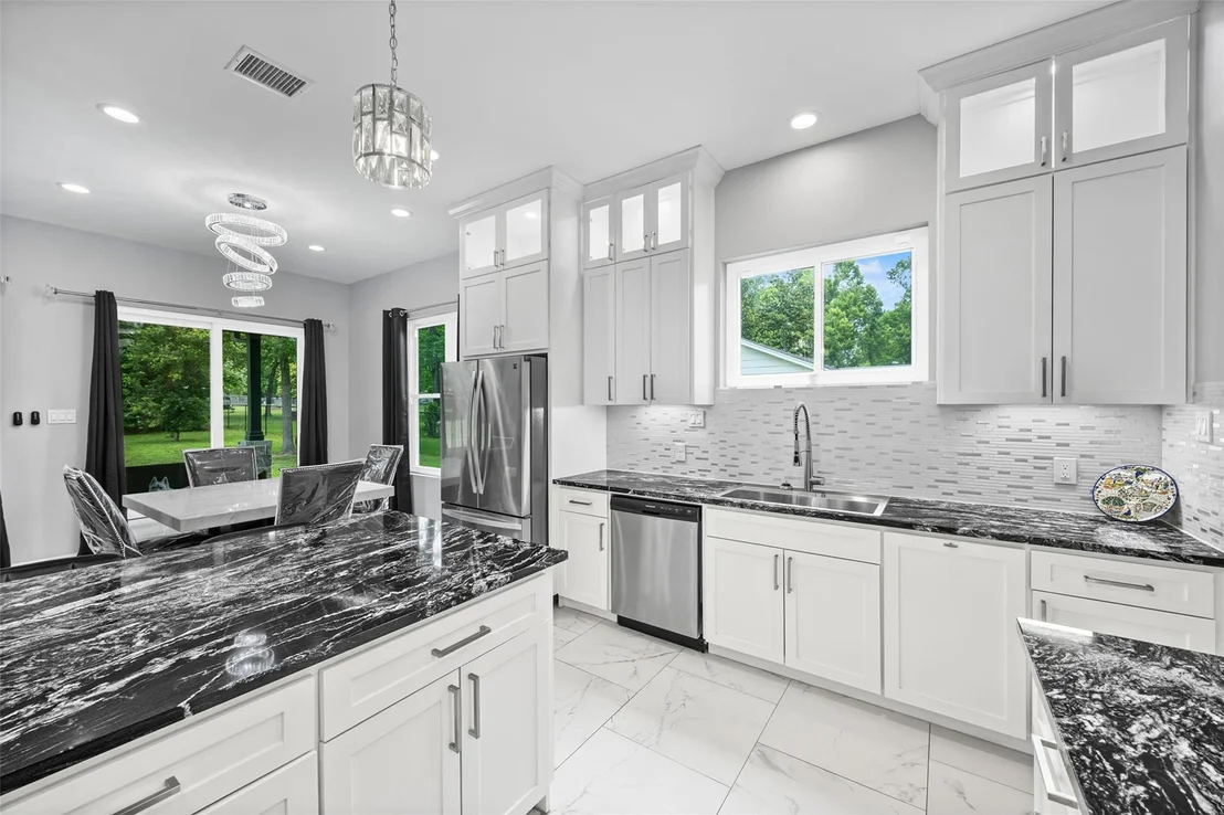 Photo of 355 County Road 3664