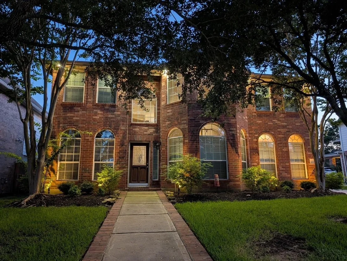 Photo of 2410 Falcon Knoll Lane