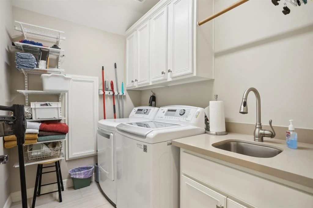 Photo of 105 E Silverwood Ranch Estate