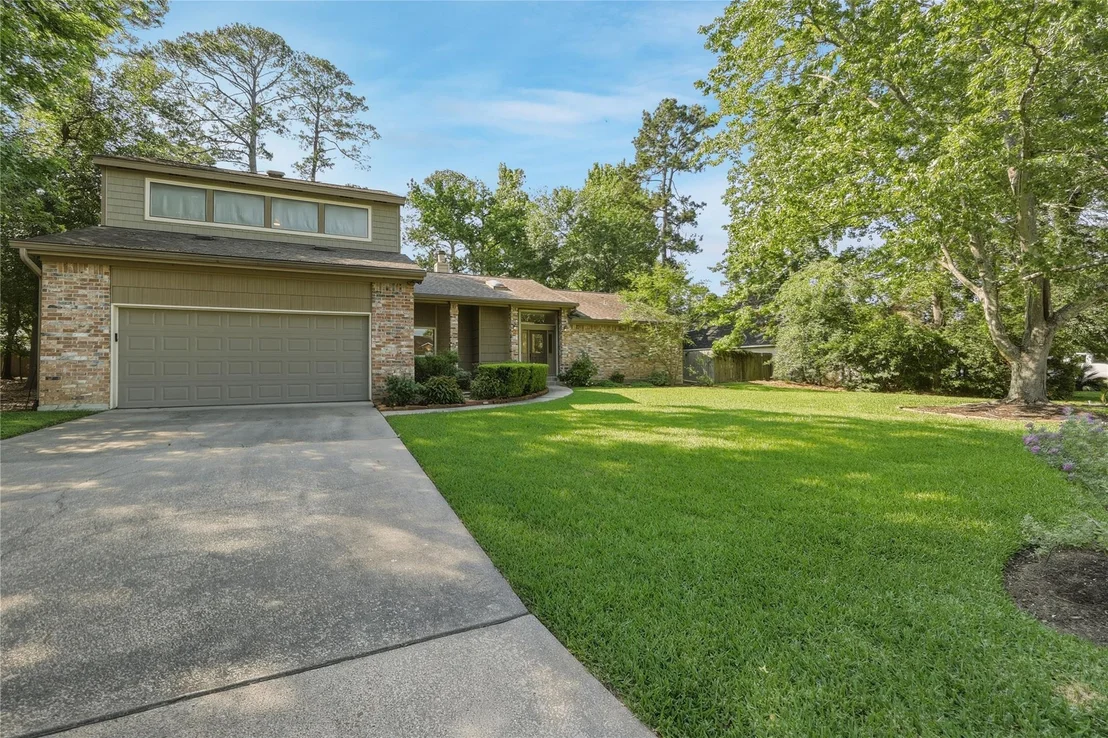 Photo of 11918 Thoreau Drive