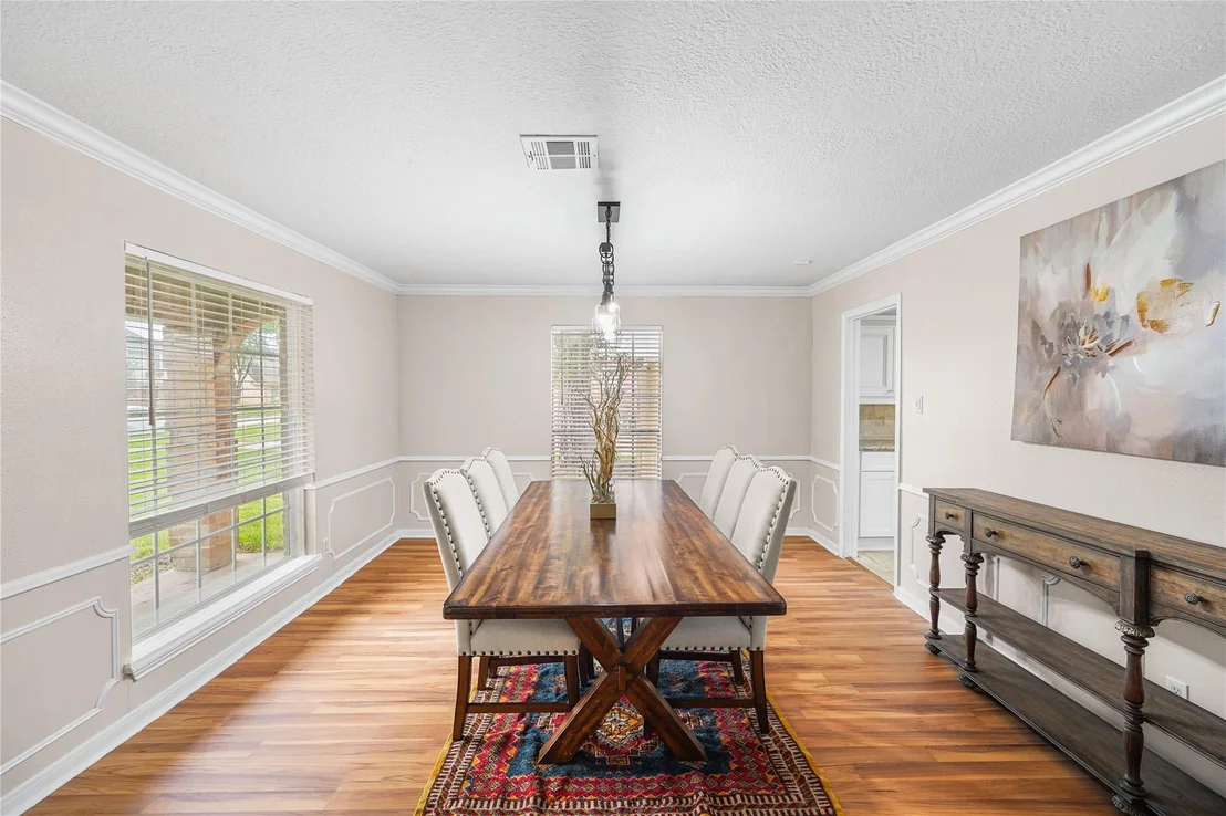 Photo of 15027 Walters Road
