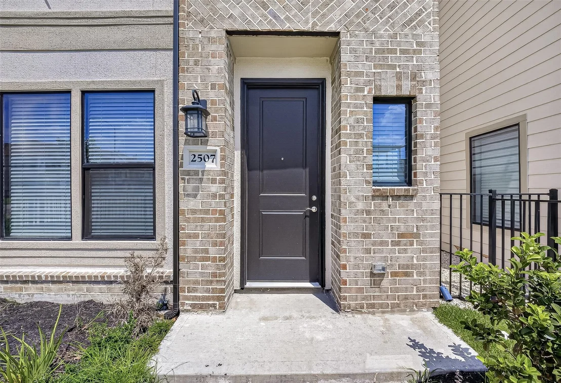 Photo of 2507 Grey Willow Trail