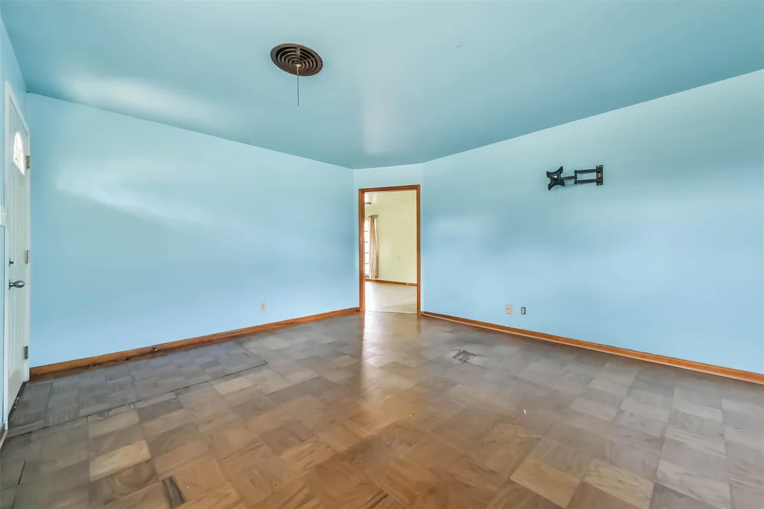 Photo of 3517 Tanglebriar Drive