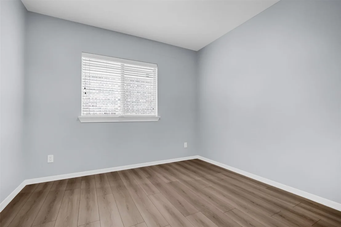 Photo of 18611 Bristol Point Lane