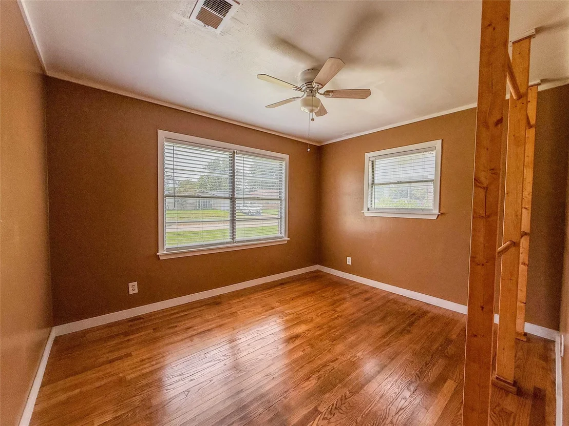 Photo of 3321 Tanglebriar Drive