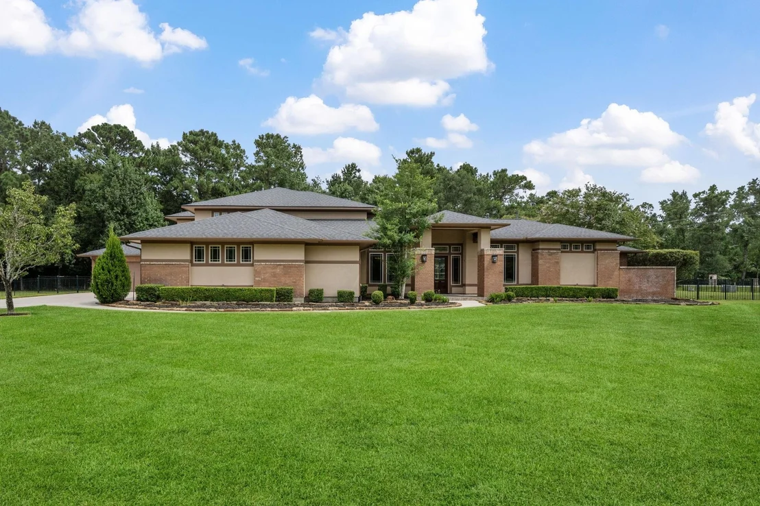 Photo of 9453 Deer Path Lane