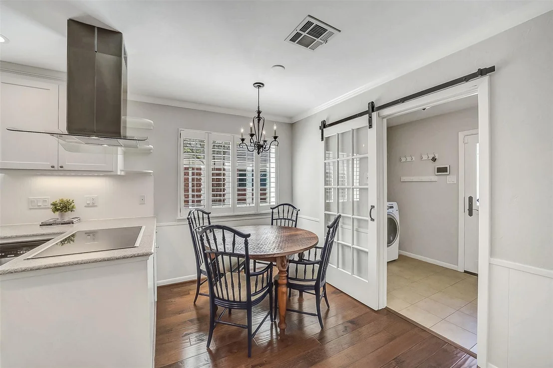 Photo of 10026 Overbrook Lane
