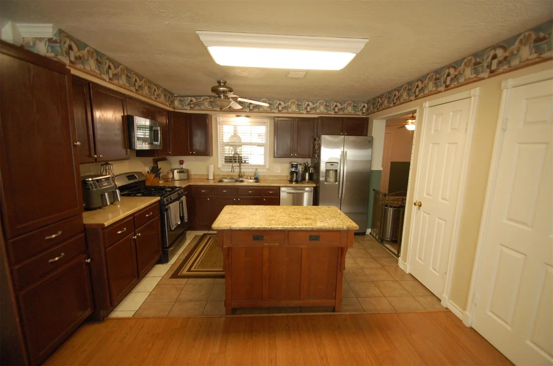 Photo of 2035 Old Dixie Drive