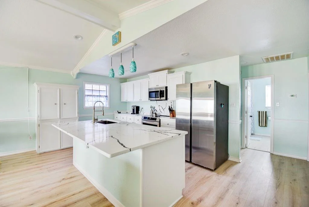 Photo of 1034 Bluewater Highway